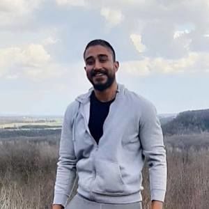 Meet your Posher, Ishan